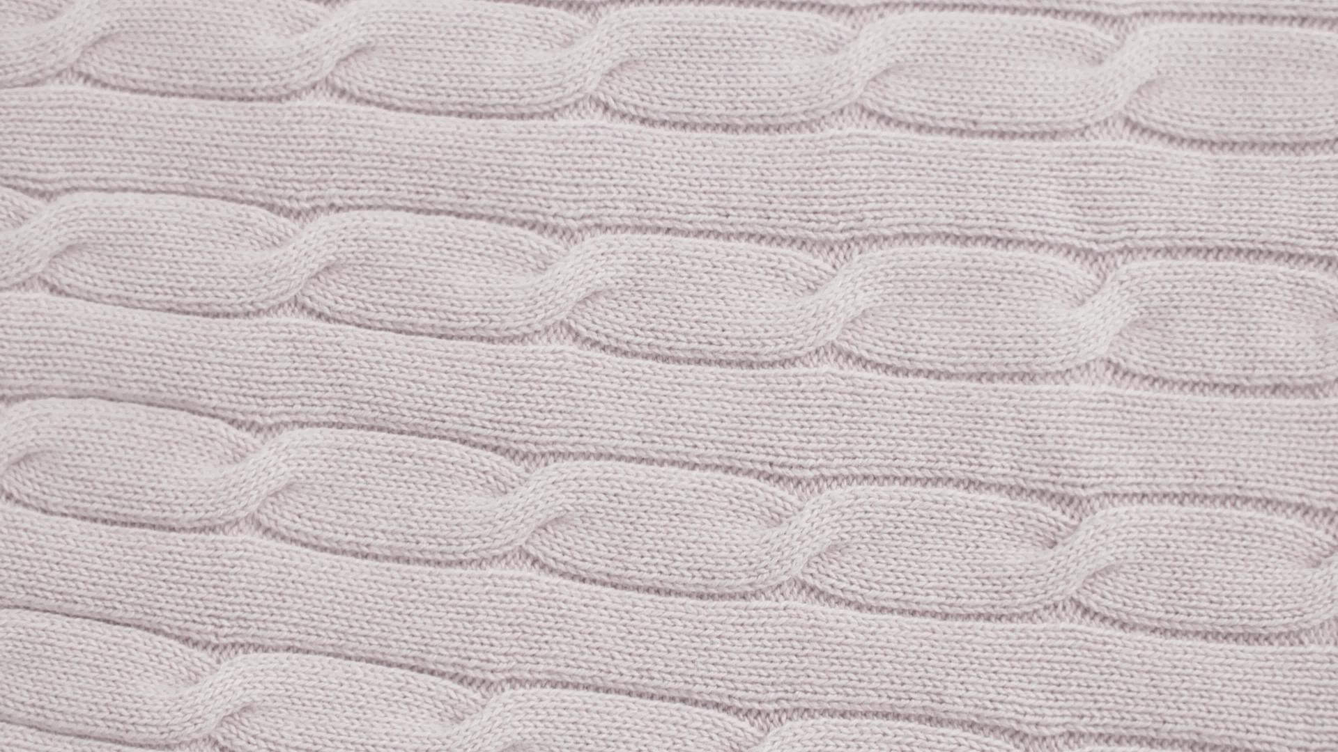 灰色和粉红色的羊毛编织布视频的预览图