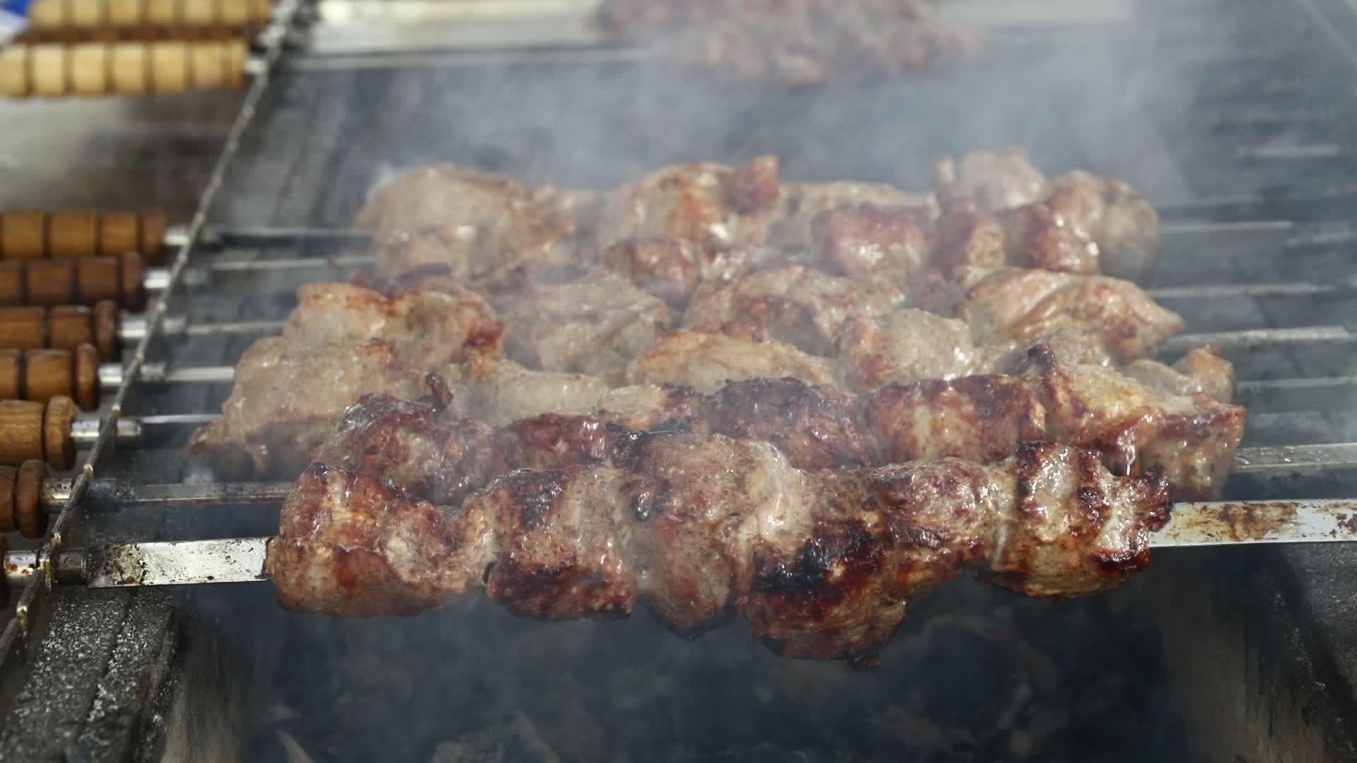 烤肉烤牛肉视频的预览图