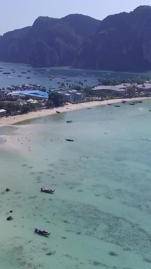 泰国皮皮岛全景航拍视频的预览图