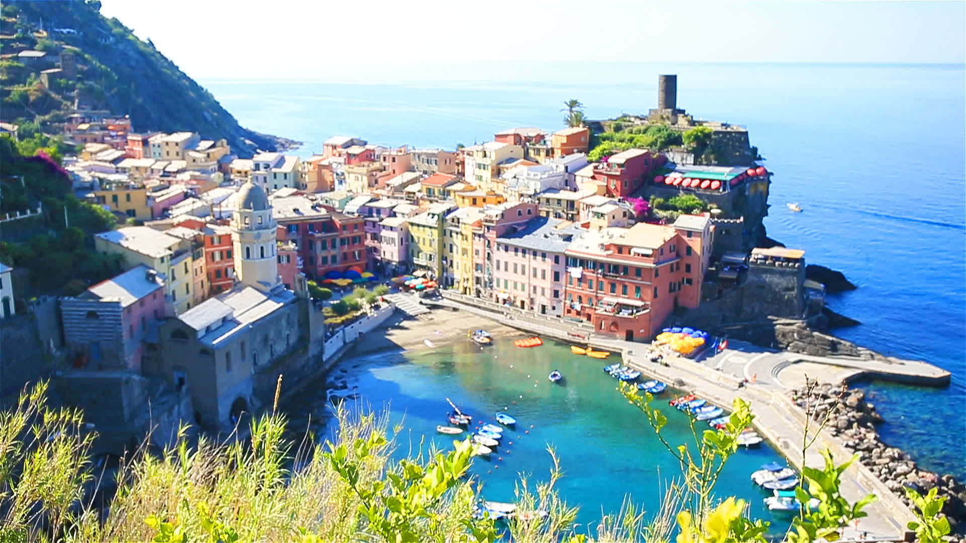 伊塔利是意大利五个著名的多彩村庄之一cinqueterre视频的预览图