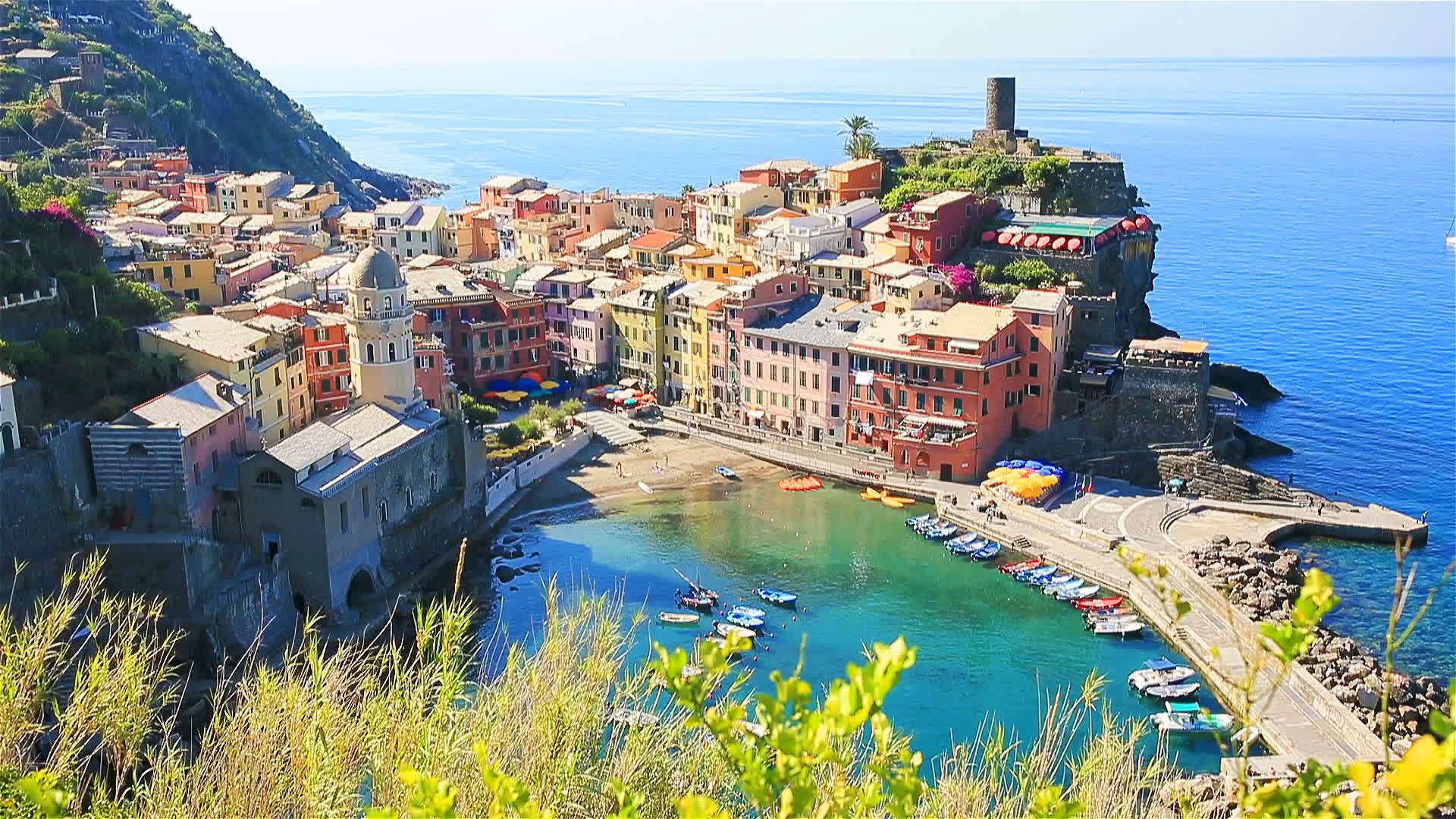 伊塔利是意大利五个著名的多彩村庄之一Italy视频的预览图