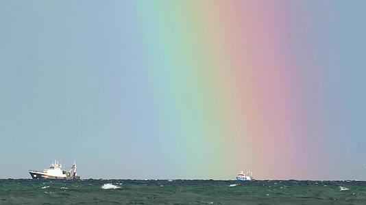 海洋彩虹和海洋彩虹视频的预览图