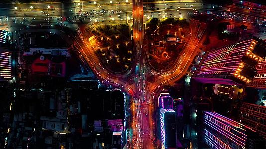 长沙湘江路夜景拥堵交通俯拍视频的预览图