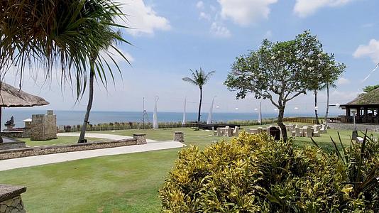 巴厘岛海边自然风光视频的预览图
