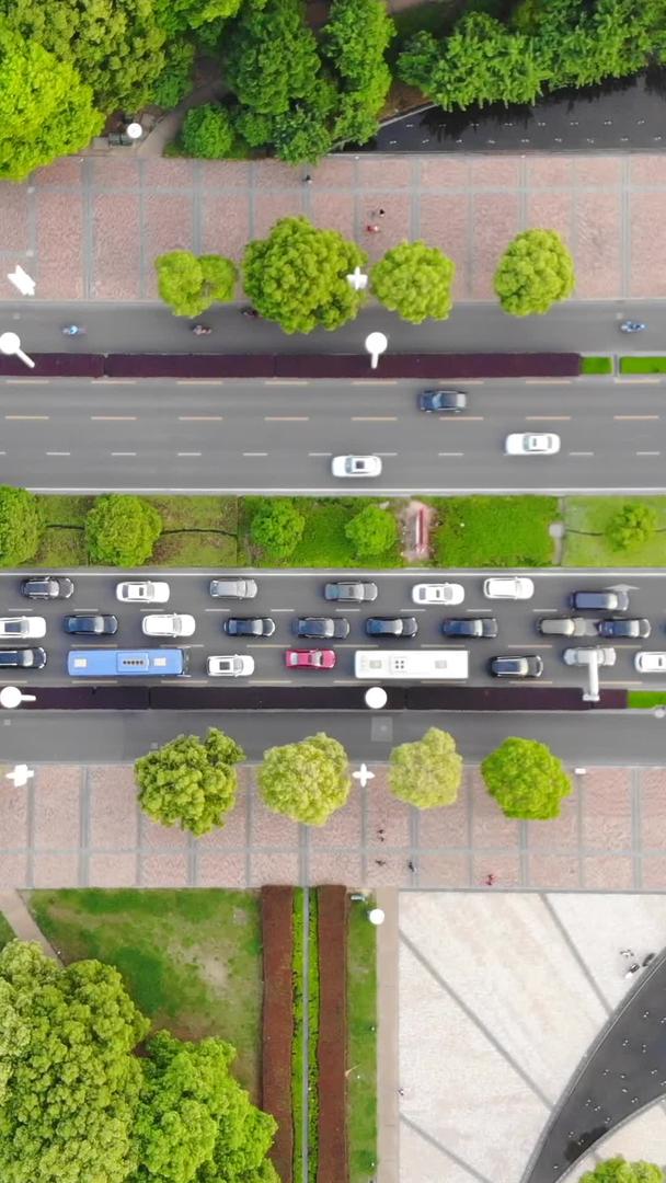 城市道路交通交通交通航拍城市视频的预览图