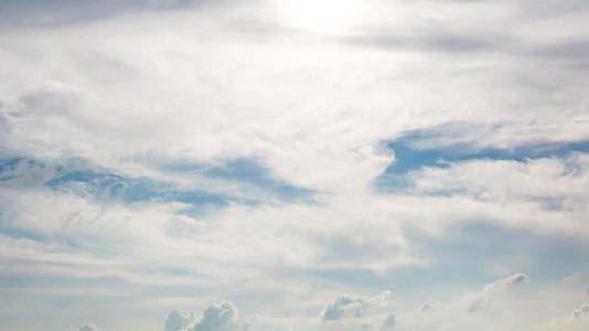 4k天空云延时摄影视频的预览图