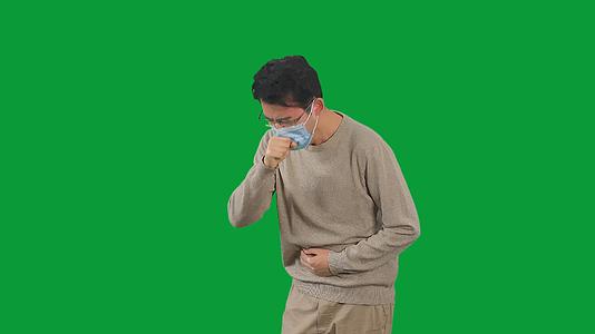4K绿幕男性发烧咳嗽头痛视频的预览图