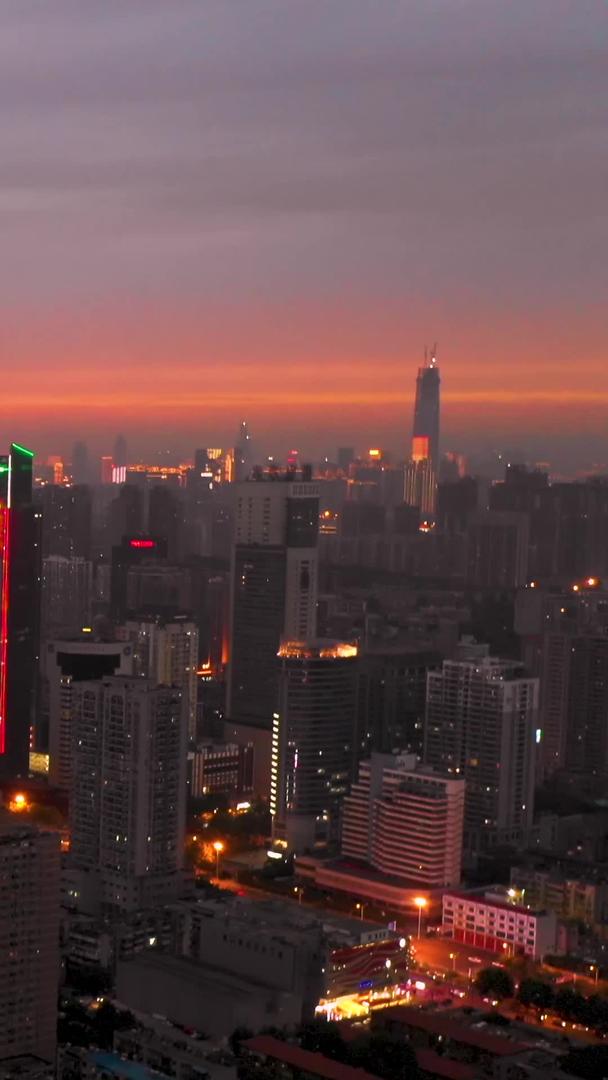 武汉城区在晚霞之下视频的预览图