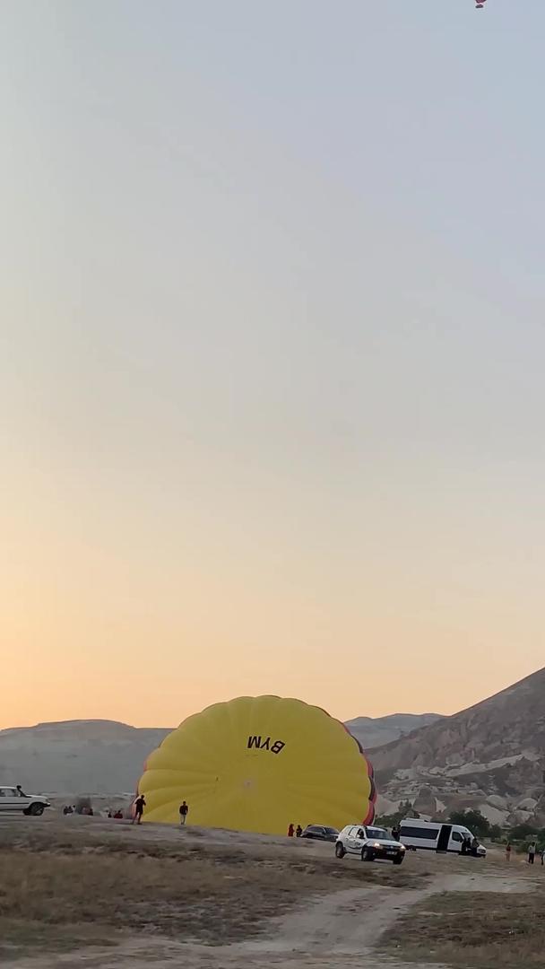 卡帕多奇亚热气球土耳其视频的预览图