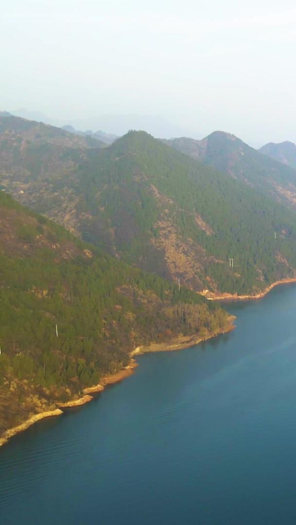 长江三峡库区航拍万里自然生态环境视频的预览图