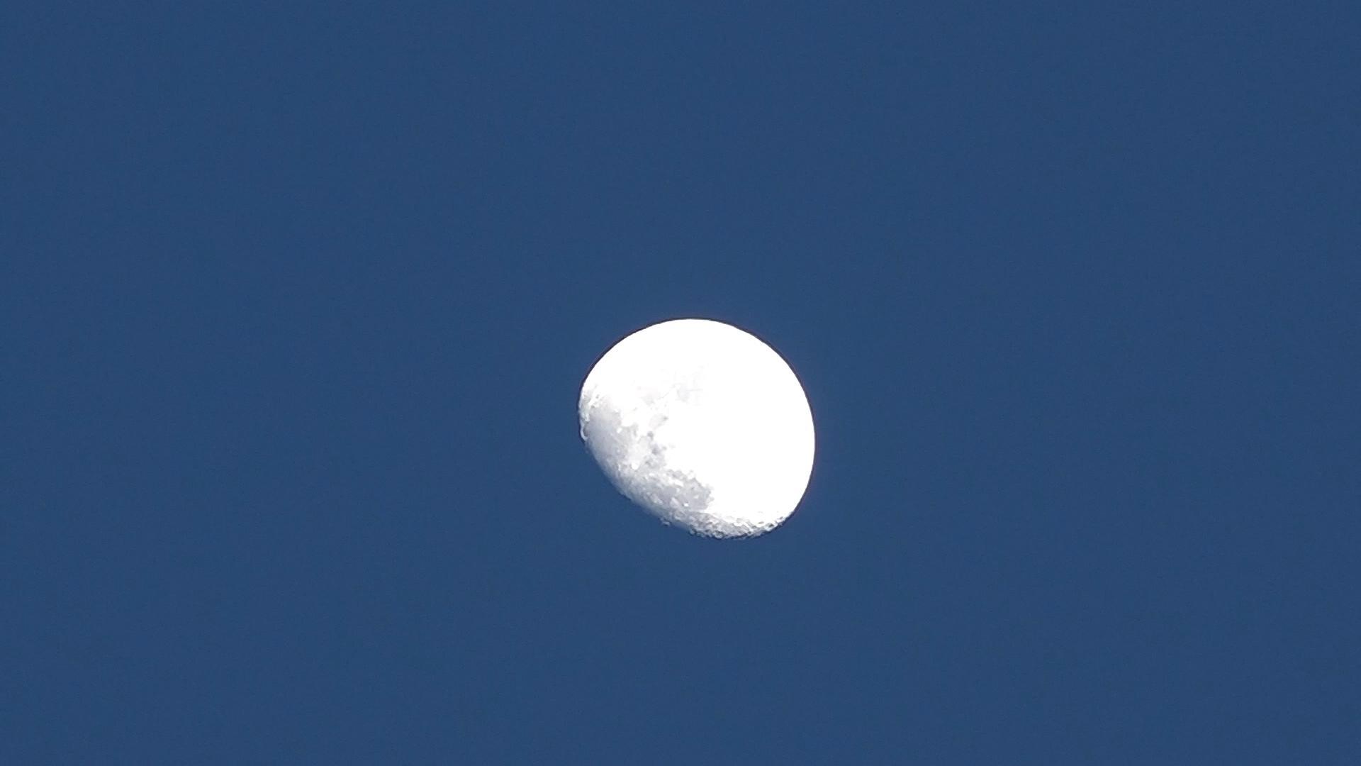 月亮月圆月缺视频的预览图