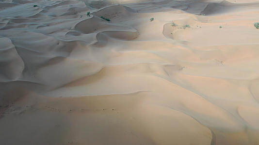 沙漠风光宁夏沙坡头航拍4K视频视频的预览图