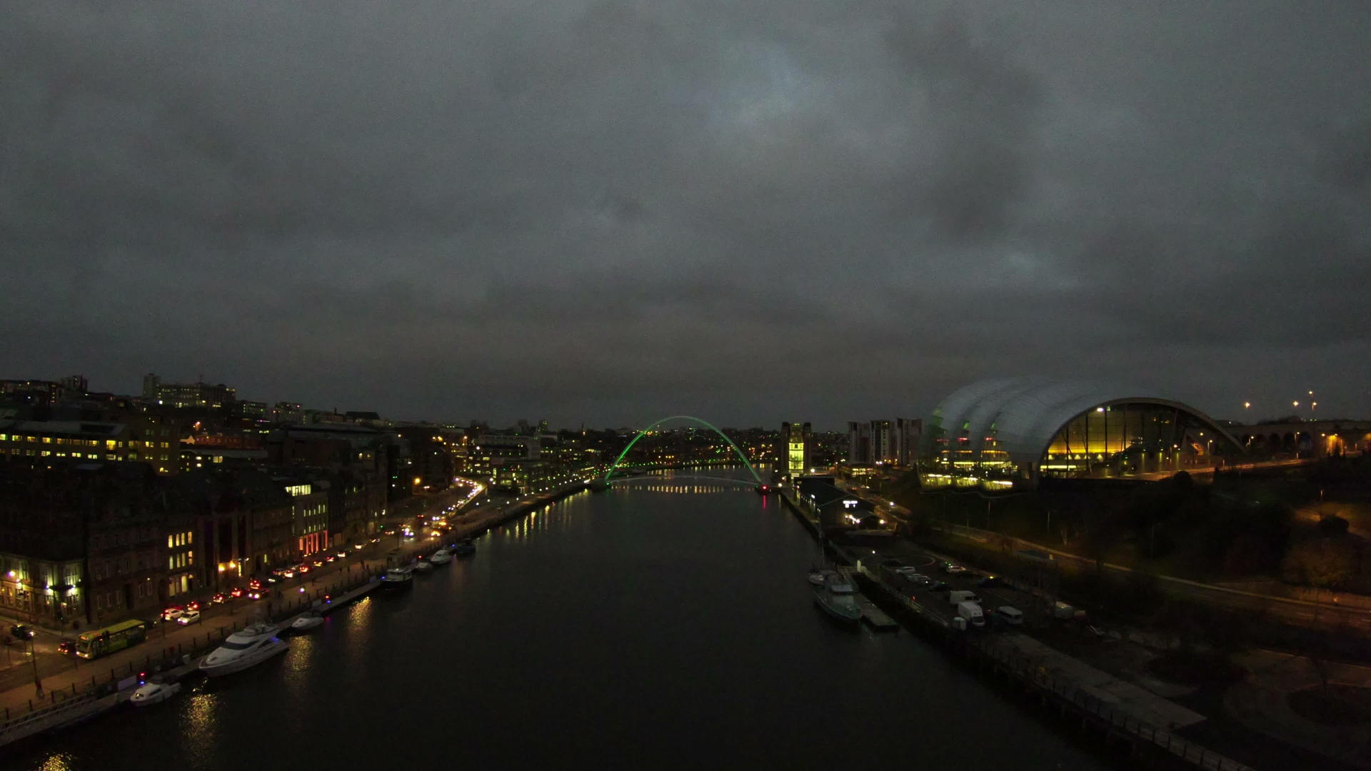黄昏的泰恩桥视频的预览图