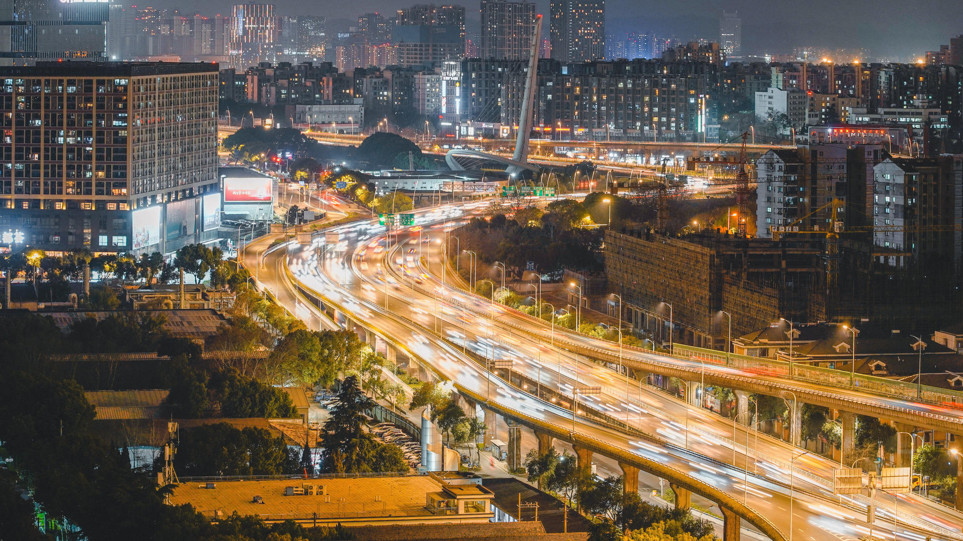 8k实拍南京城市交通夜景延时视频的预览图