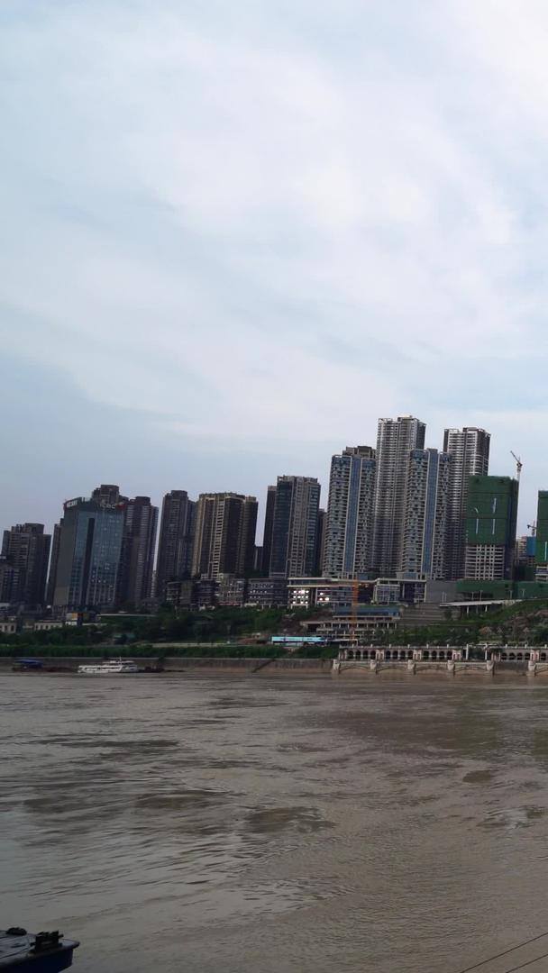 重庆朝天门码头港口实拍素材视频的预览图