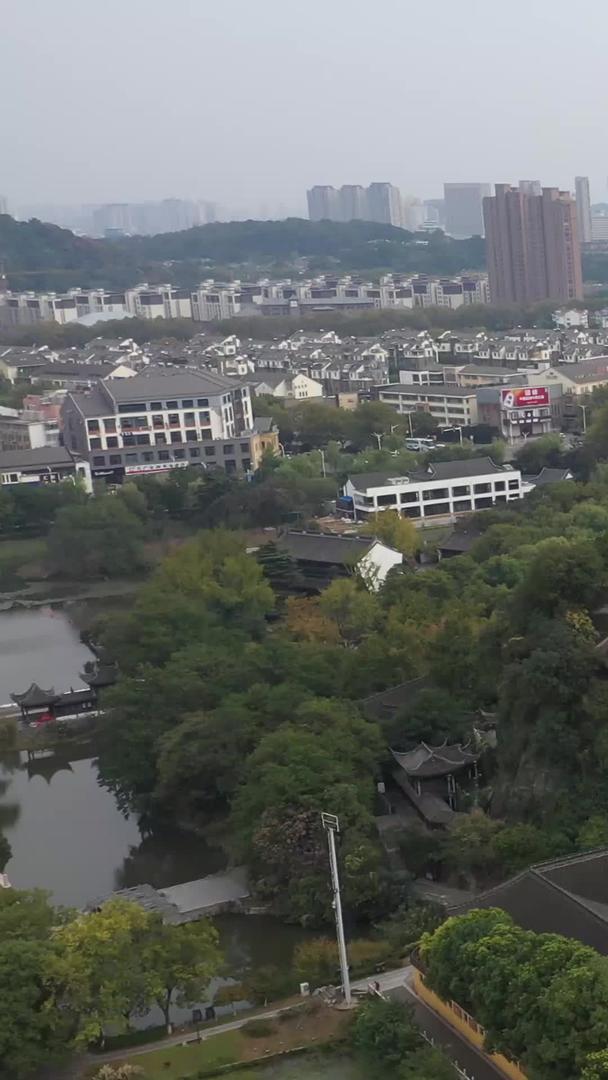 金山寺航拍远景江苏镇江三山国家5A景区视频的预览图