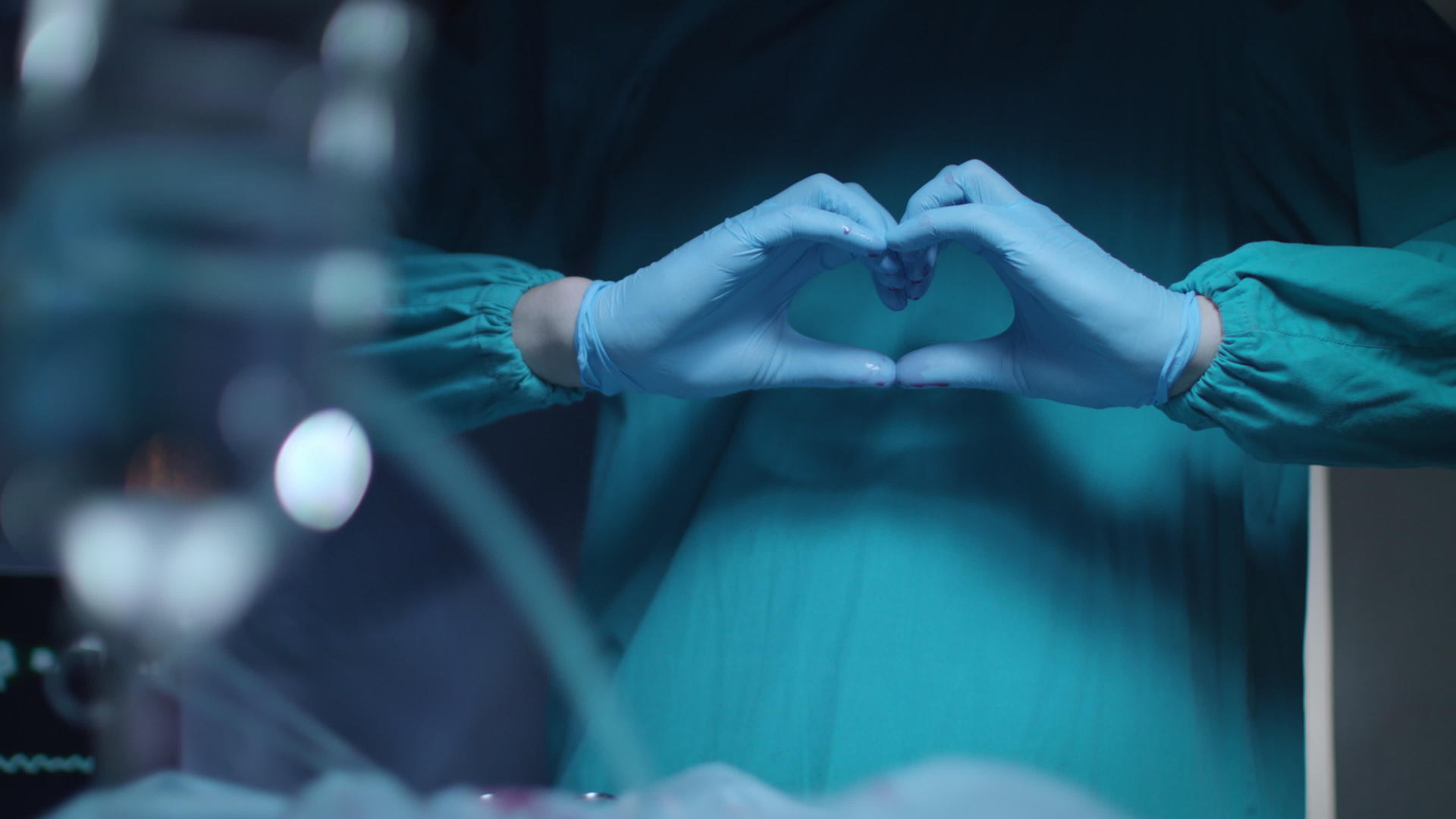 心脏手术视频的预览图