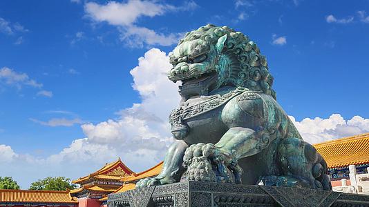 北京故宫博物院石狮子背景视频4k视频的预览图