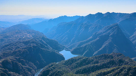 4K航拍井冈山笔架山风景区视频的预览图