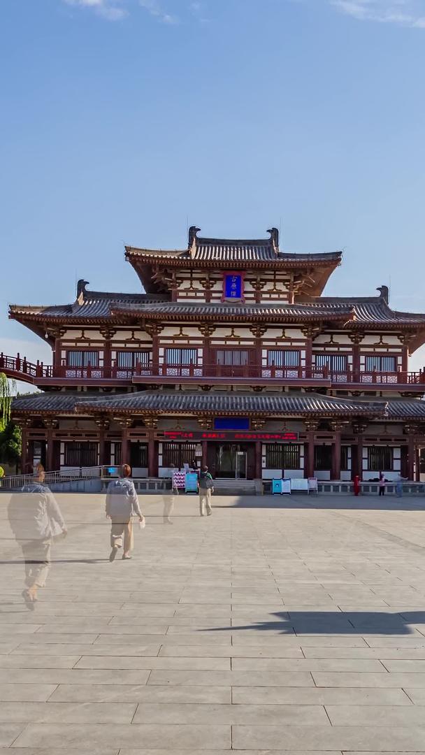 西安青龙寺遗址博物馆古源楼蓝天白云延迟视频的预览图
