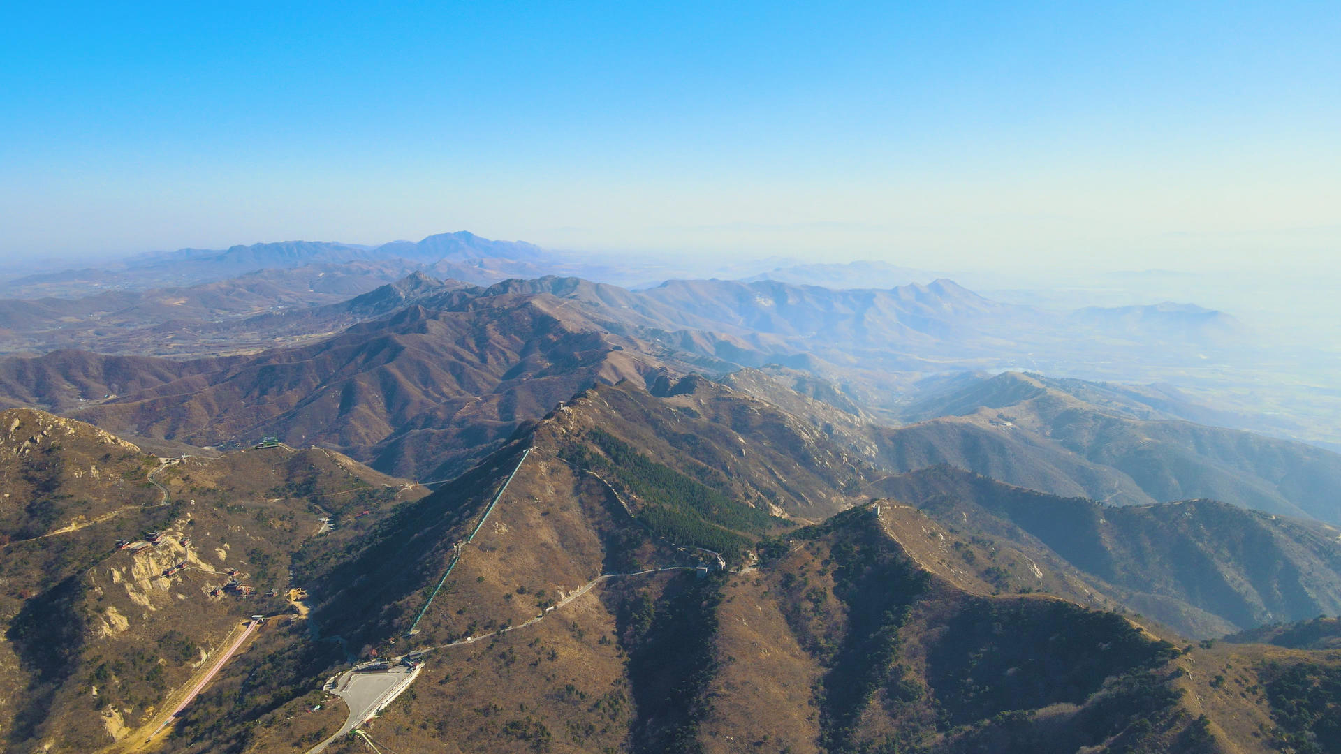 4K航拍河南七峰山中国长城之祖视频的预览图