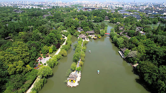 4K航拍5A级景区扬州瘦西湖熙春台视频的预览图