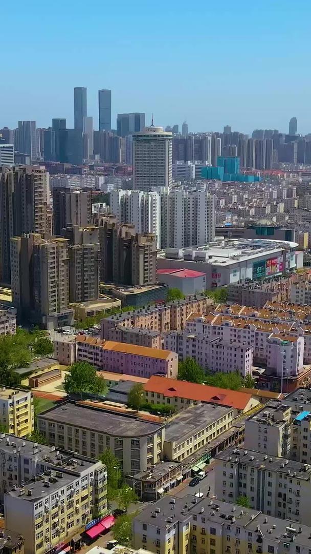 城市房地产建筑建筑航拍视频的预览图