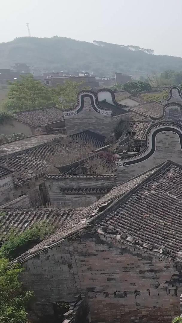 岭南古村落建筑航拍视频的预览图