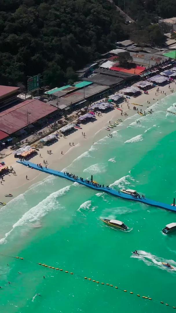 巴厘岛海边沙滩航拍视频的预览图