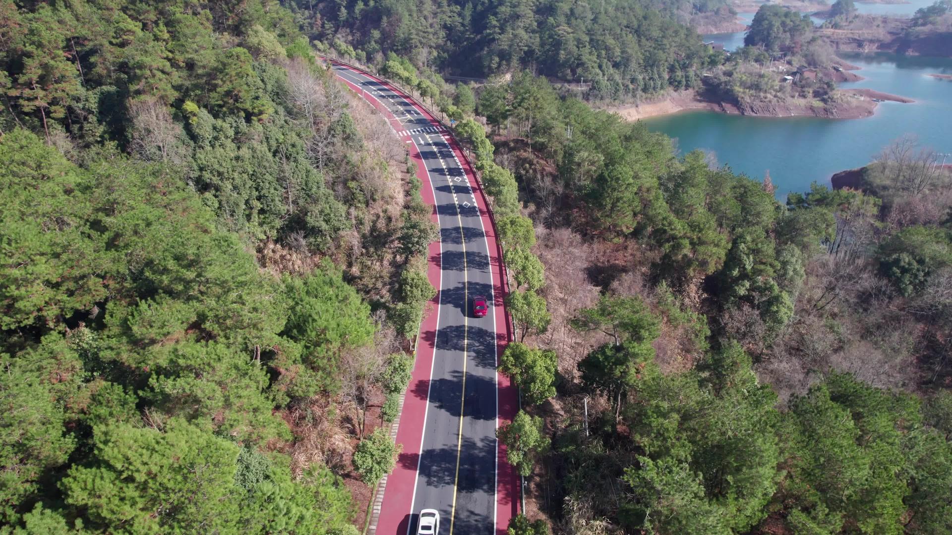 千岛湖公路航拍视频的预览图
