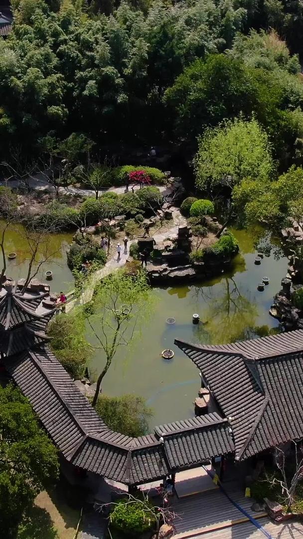 扬州4A旅游景点中国大运河遗产个园视频视频的预览图