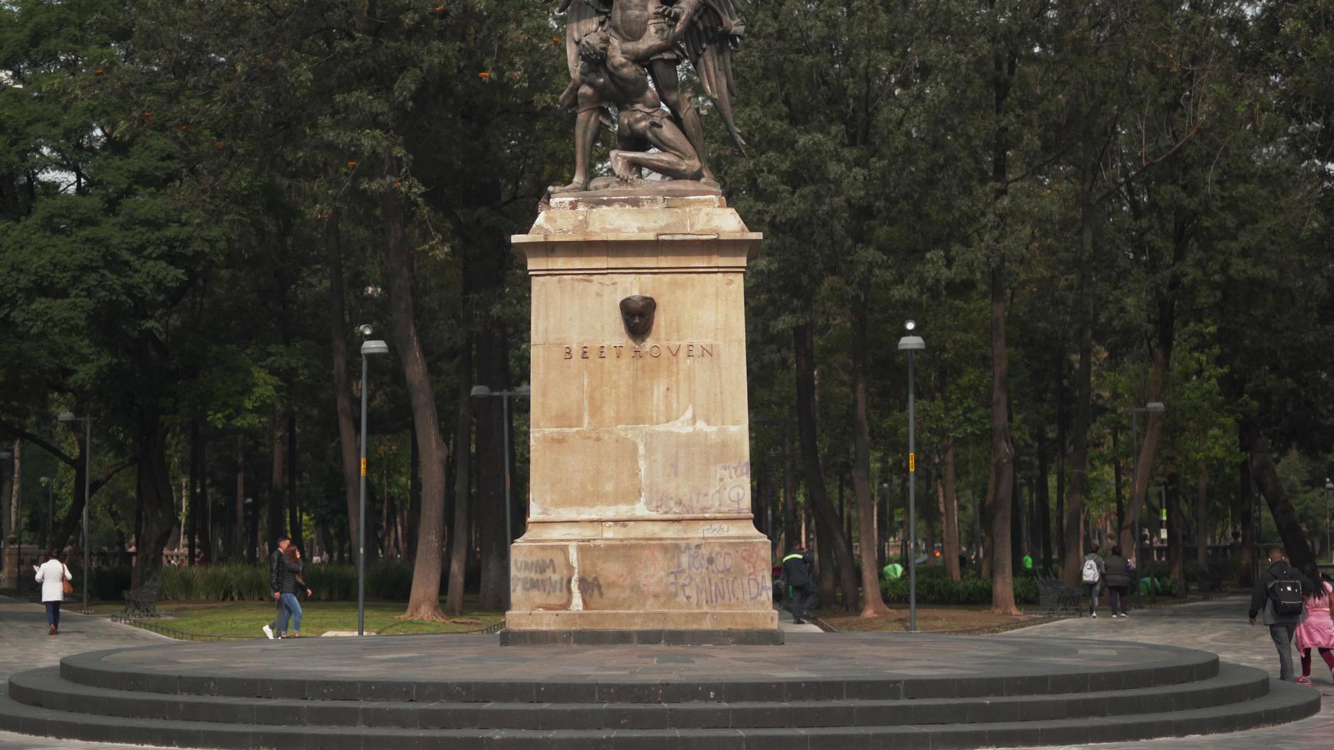 贝氏纪念碑在阿拉梅达中心视频的预览图