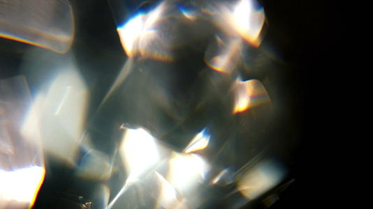 旋转晶体玻璃视频的预览图