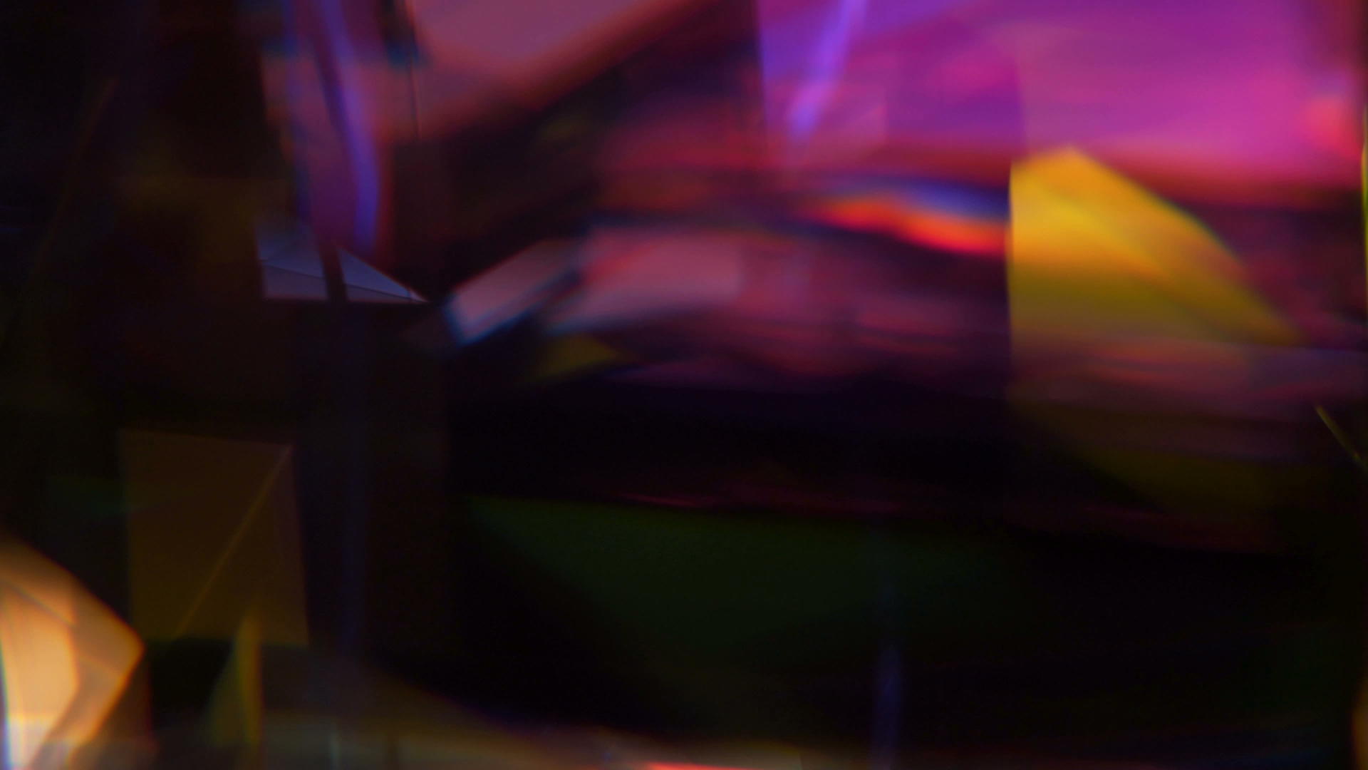 光玻璃棱镜晶体视频的预览图