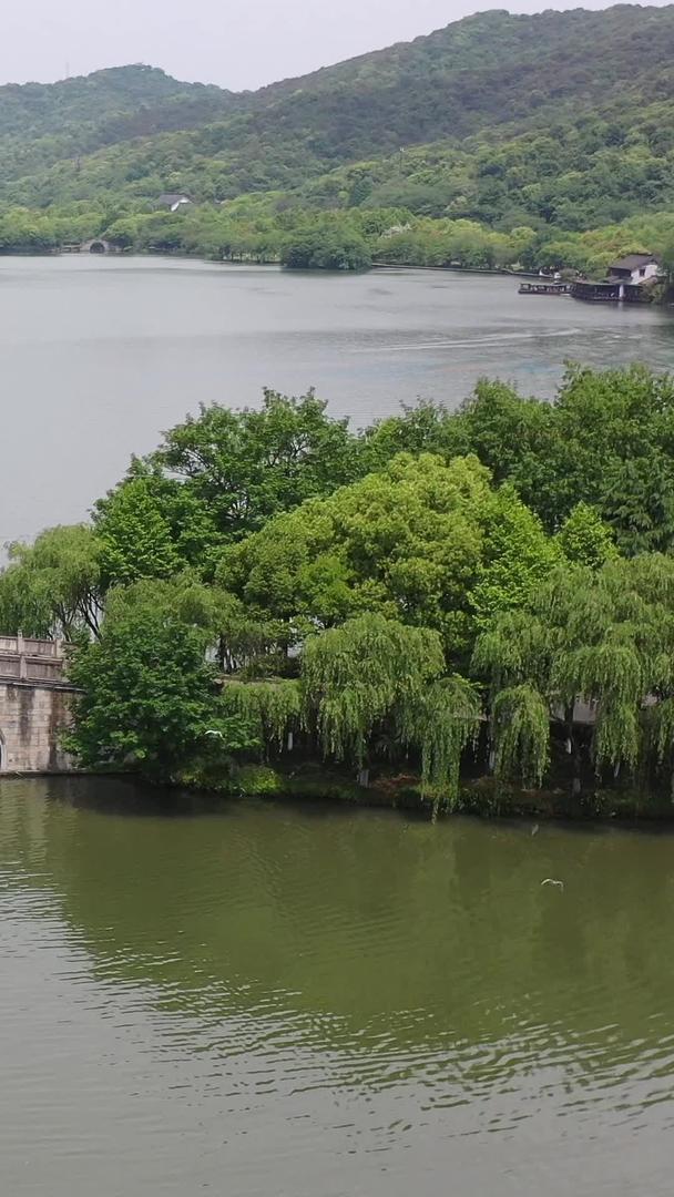 杭州湘湖风光航拍视频视频的预览图