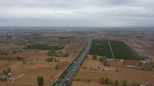 甘肃高速公路视频的预览图
