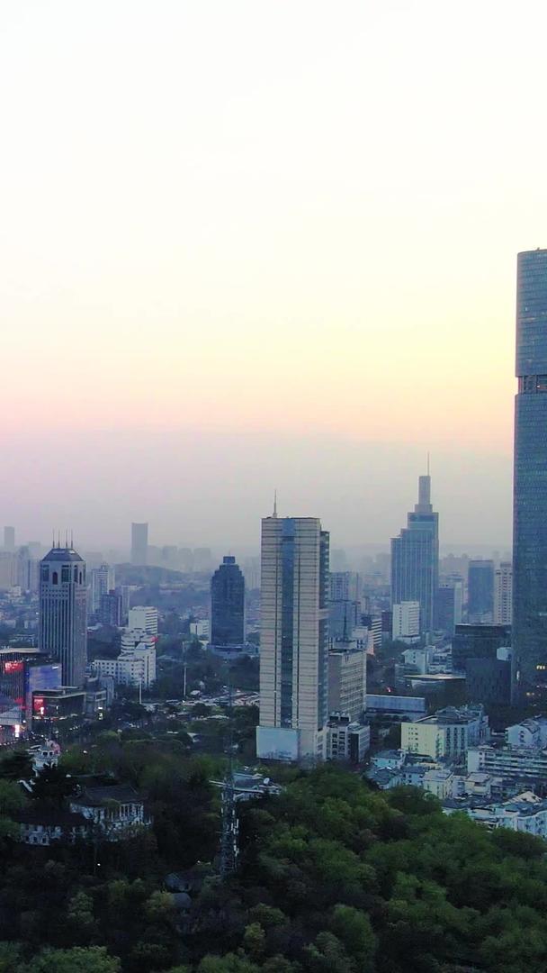 南京全景紫峰大厦江苏卫视大厦视频的预览图