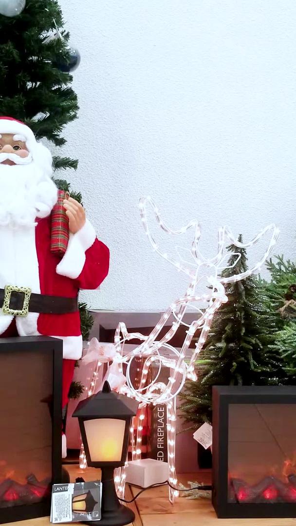 圣诞玩具圣诞树霓虹灯小商品批发视频的预览图