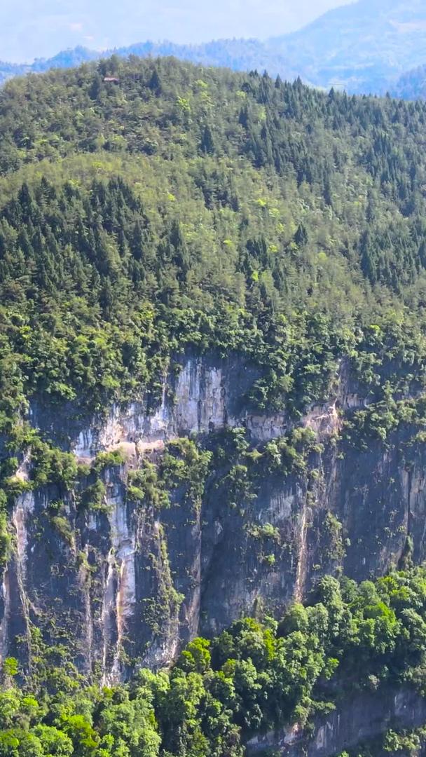 5A景区巫山小三峡滴翠峡航拍集合视频的预览图