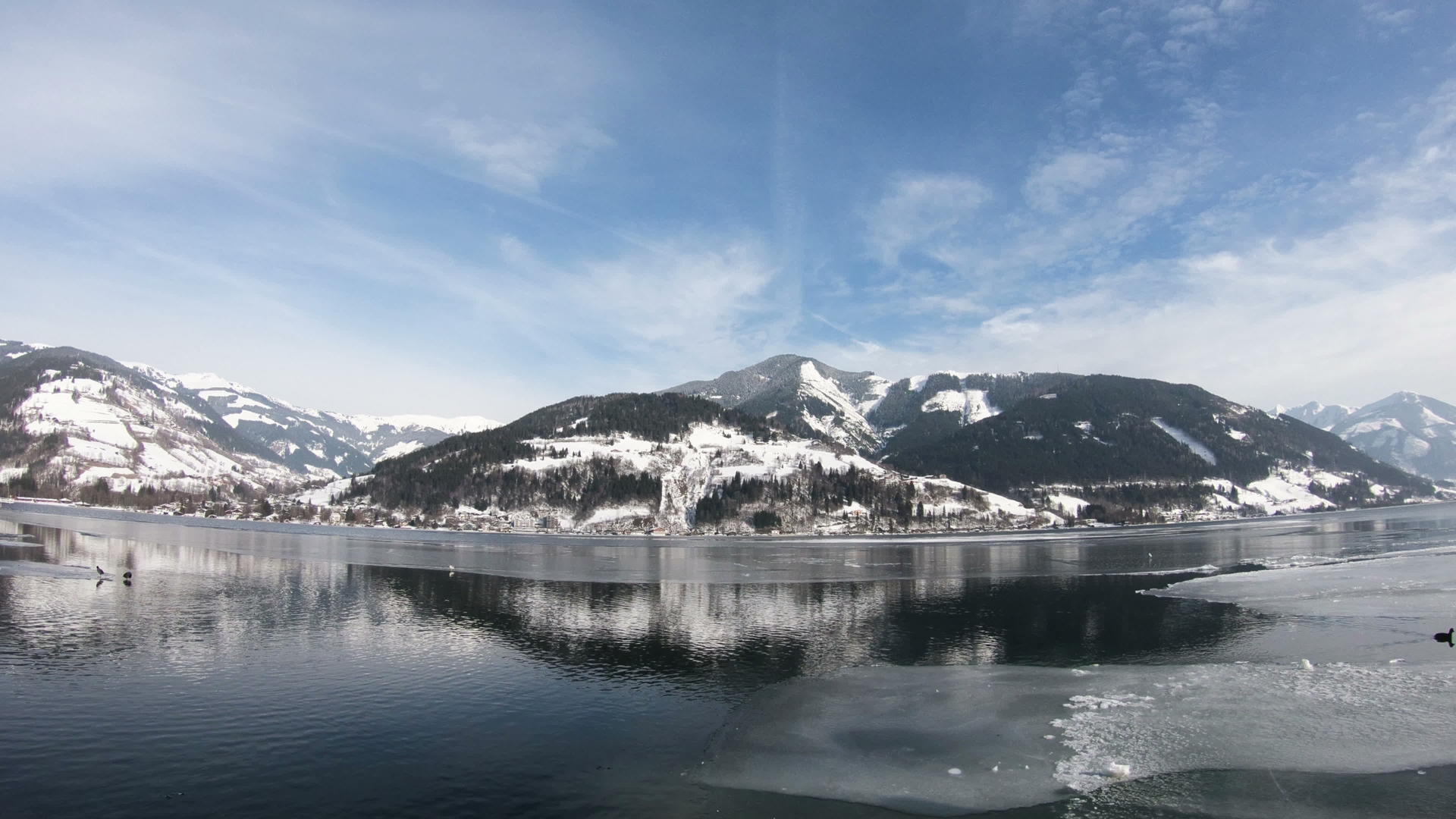 湖泊冰冻视频的预览图