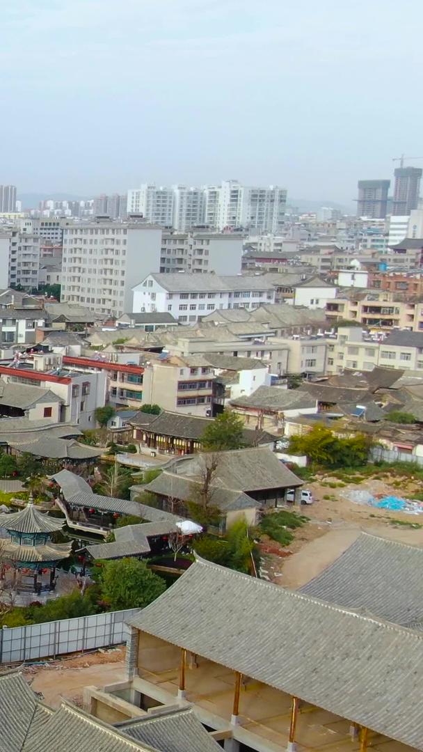 云南建水古城4A旅游景点朱家花园视频视频的预览图