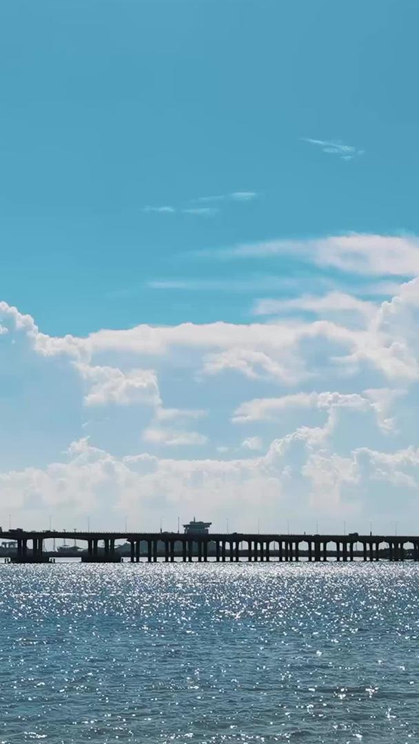 夏天海边自然景观空镜视频的预览图