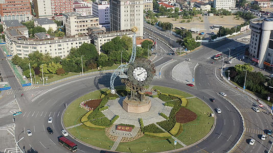 天津城市地标世纪钟广场视频的预览图