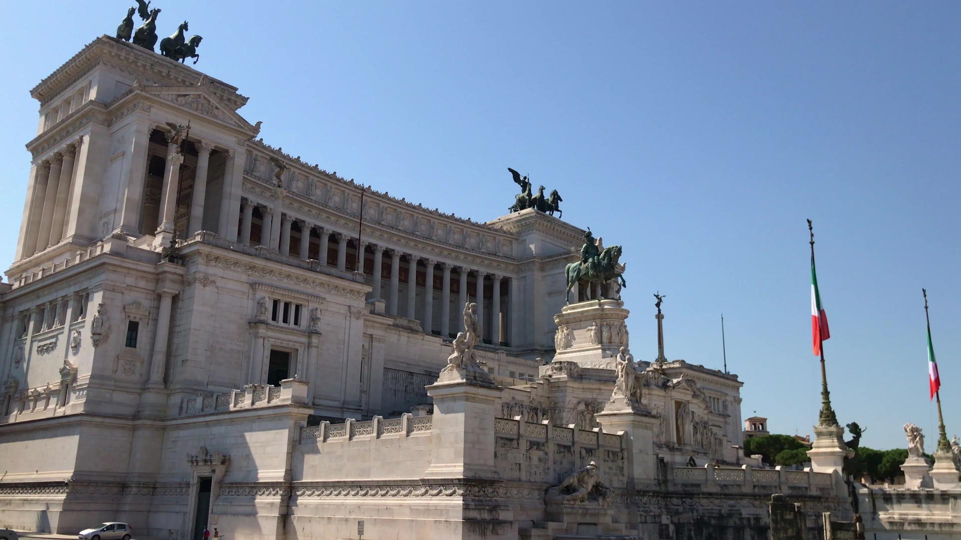 位于罗马的Venice广场视频的预览图
