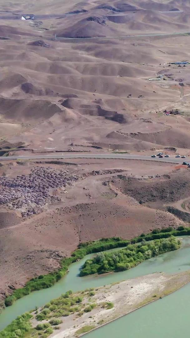 新疆风景河流新疆风景河流视频的预览图