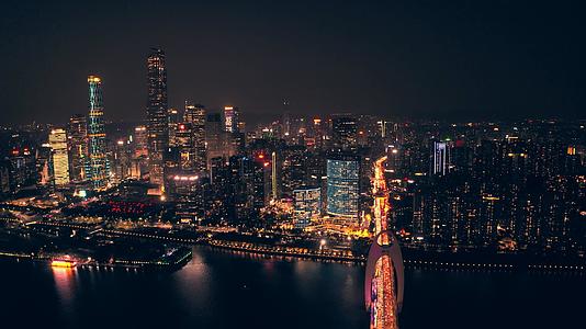 4K航拍广州夜景城市风光视频素材视频的预览图