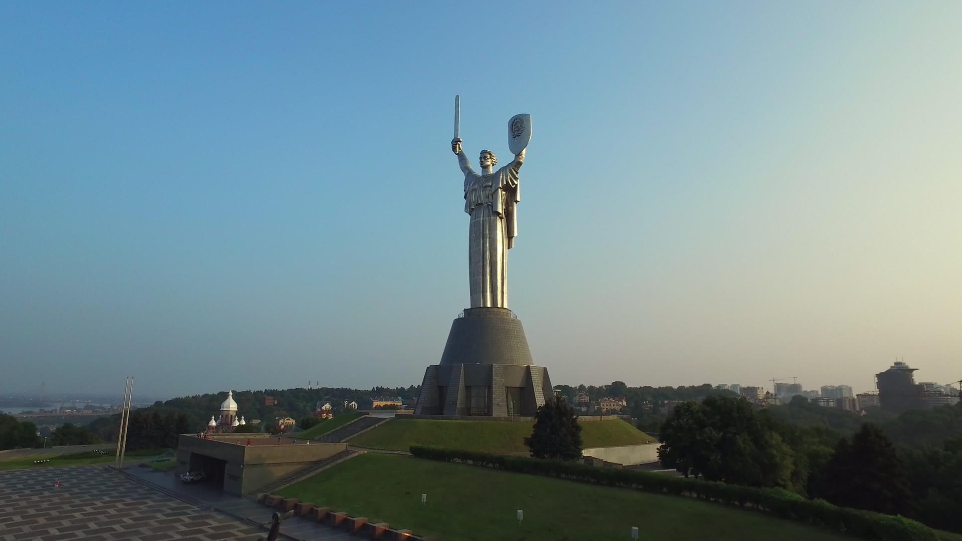 基辅市无人机观视祖国在基辅市视频的预览图