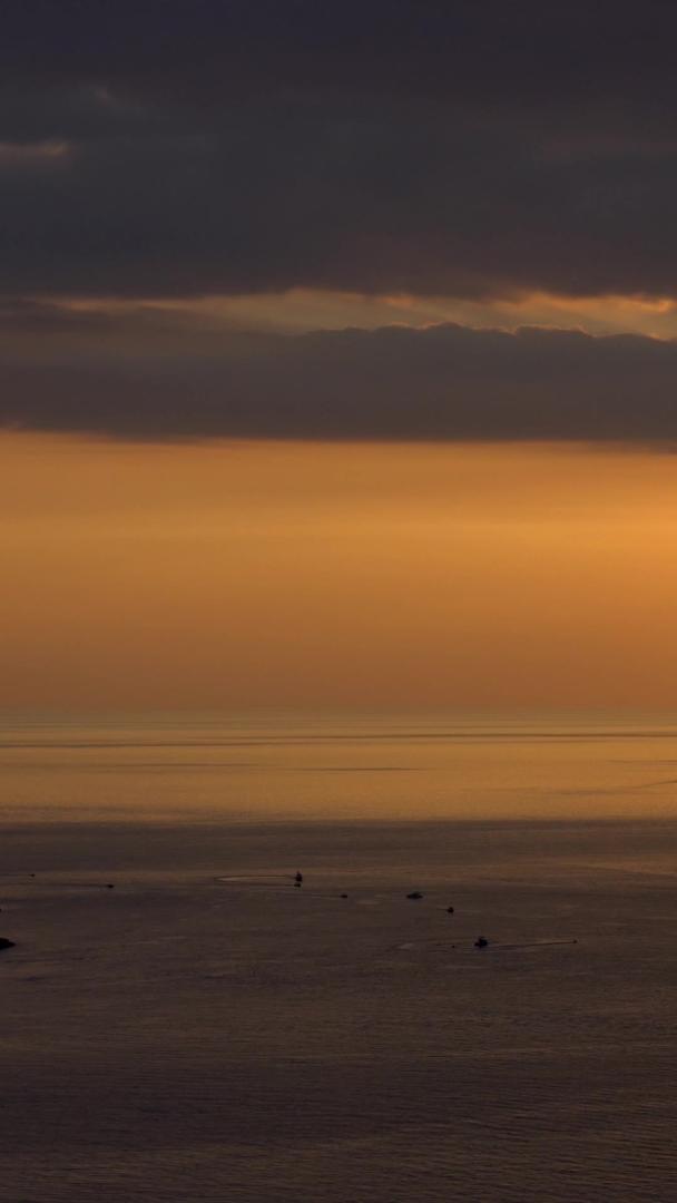 海南三亚鹿回头太阳过后云层延迟视频的预览图