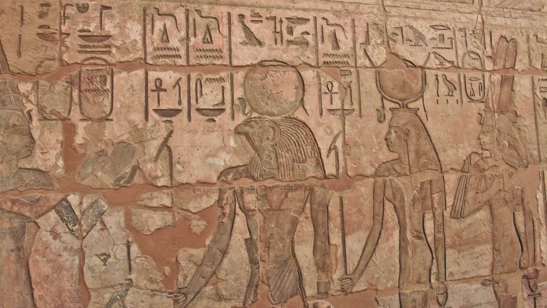 古庙墙上的象形文字视频的预览图