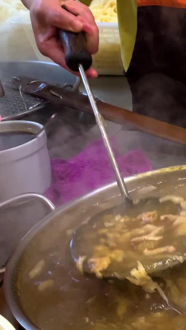 阿芬卤面视频是福建漳州传统小吃美食的集合视频的预览图